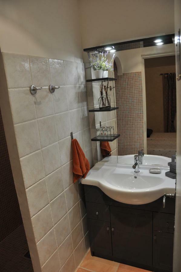 LʼIsle-sur-la-Sorgue Mas Clement - Chambre Et Table D'Hotes المظهر الخارجي الصورة